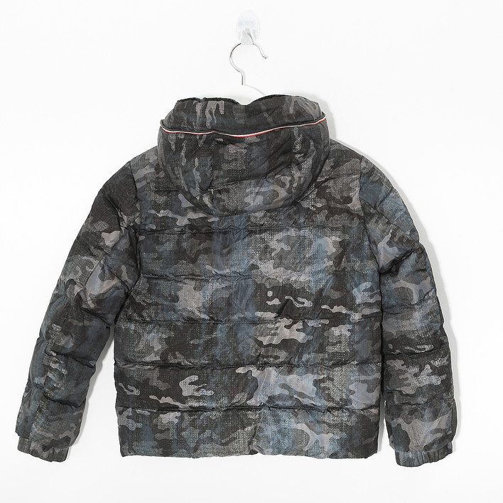 Пуховик Moncler